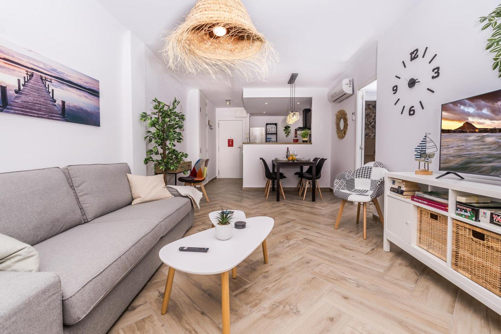 Seaview Apartament Solymar ฮาเวอา ภายนอก รูปภาพ