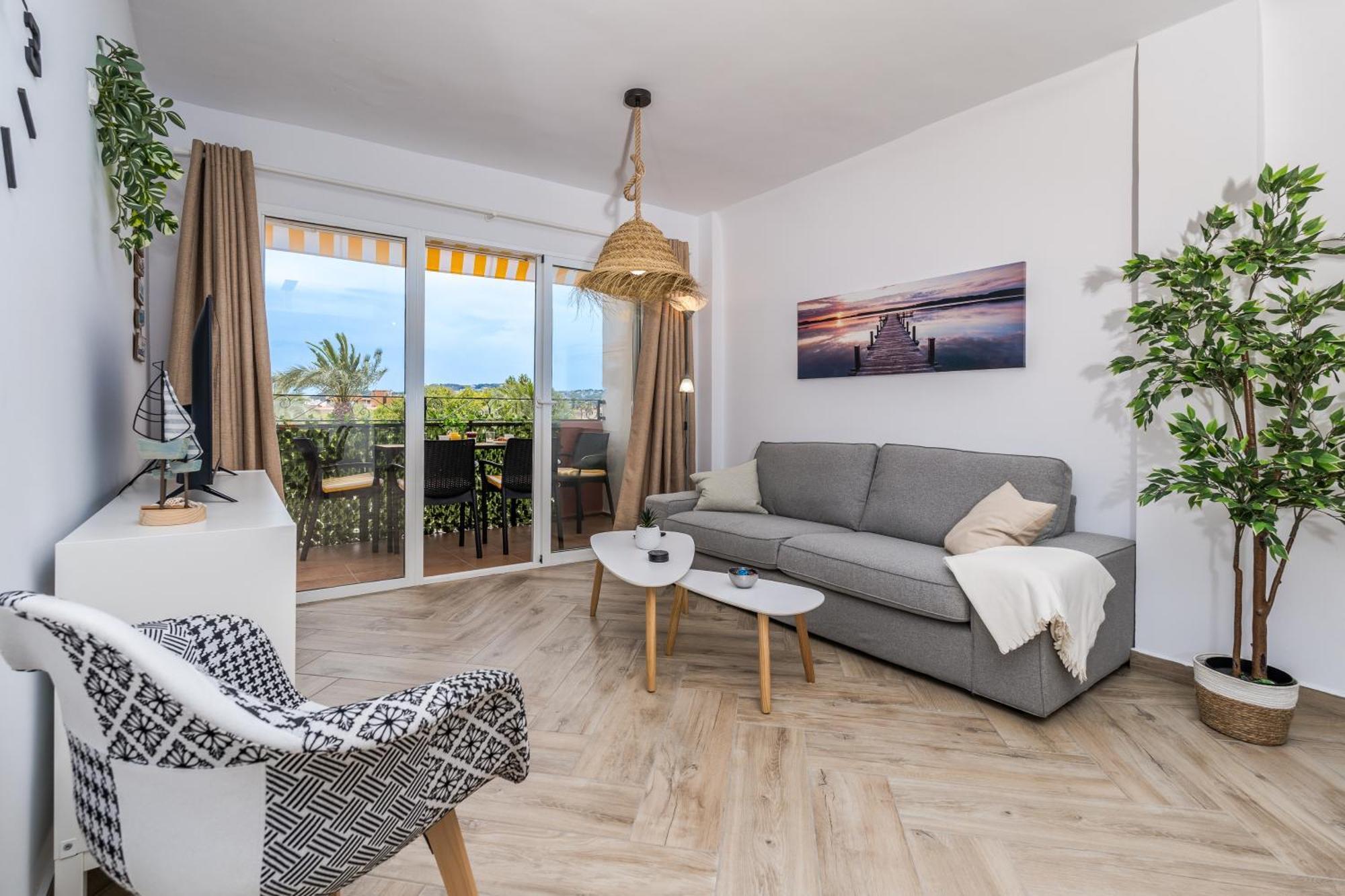 Seaview Apartament Solymar ฮาเวอา ภายนอก รูปภาพ